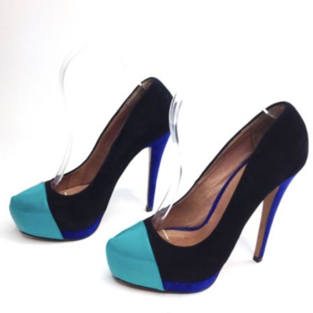 Aldo Size 7 Suede & patent leather toe B-344